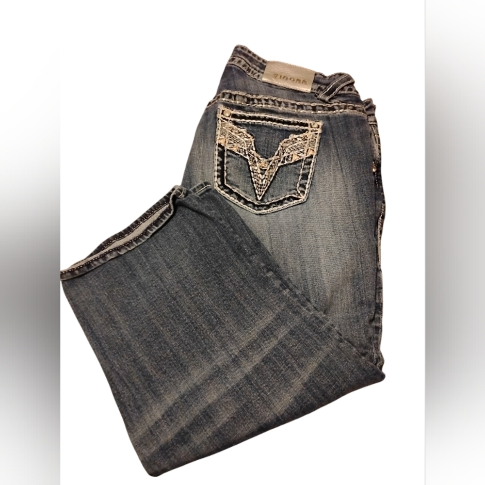 Vigoss Women's  Capris with Embroidered Pocket